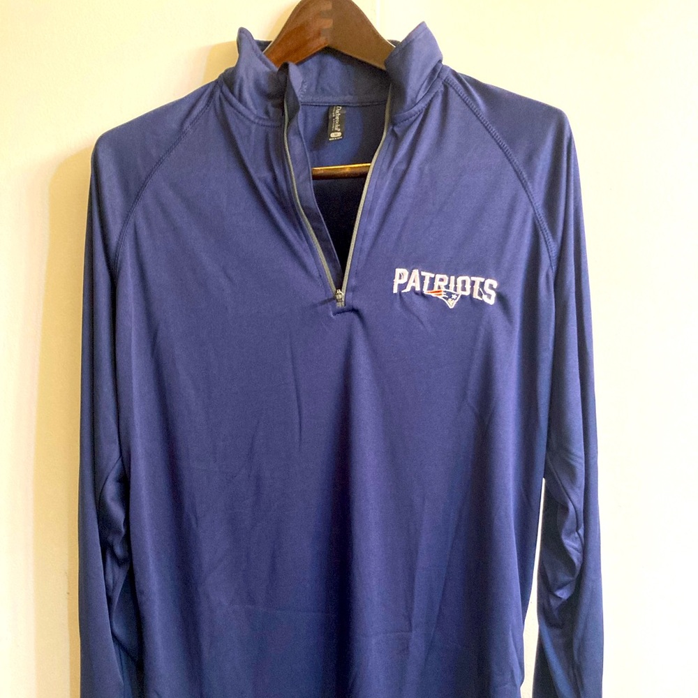 Dumbrooke Apparel NFL Patriots team men’s pull over